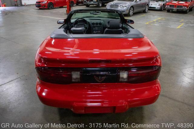 1995 pontiac firebird base 2dr convertible