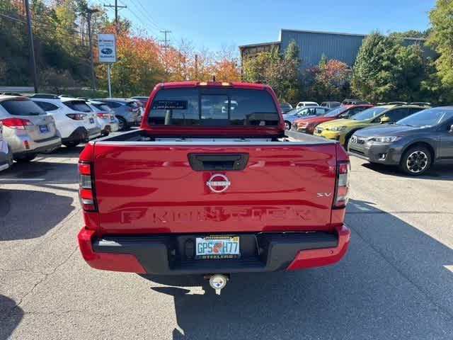 2022 nissan frontier sv