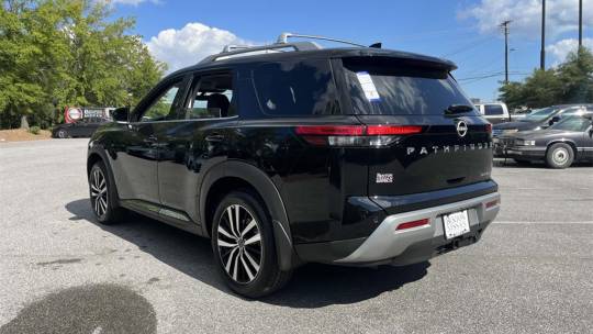 new 2024 nissan pathfinder platinum fwd