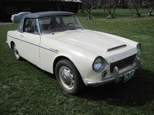 1966 datsun 1600 fairlady roadster- barn find- twin carb model- vintage classic