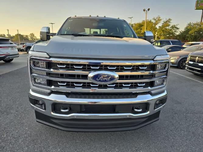 new 2024 ford super duty f-250 srw lariat 4wd crew cab 6.75 box