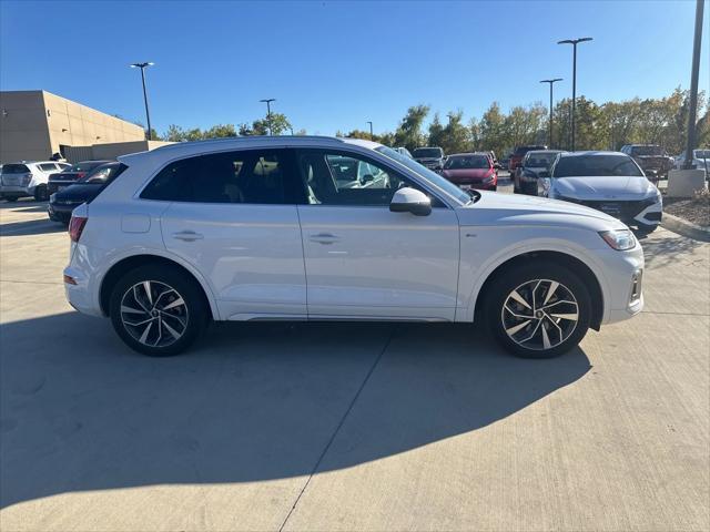 2022 audi q5 45 s line premium plus
