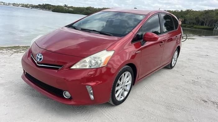 2014 toyota prius v in sarasota, florida
