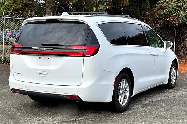 2022 chrysler pacifica touring l