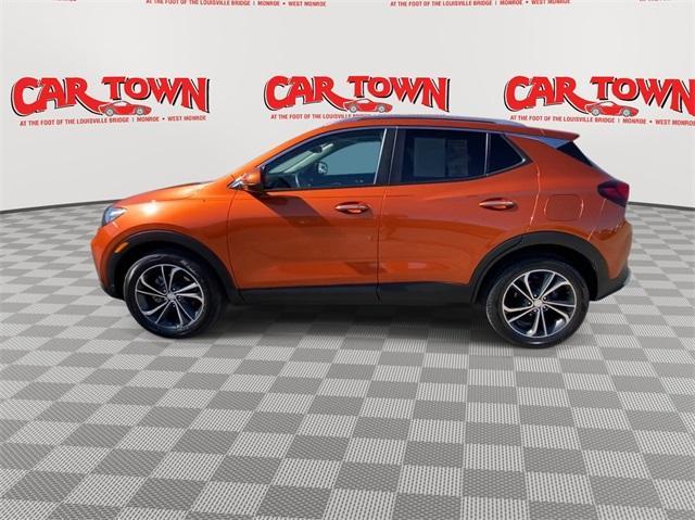 2022 buick encore gx select