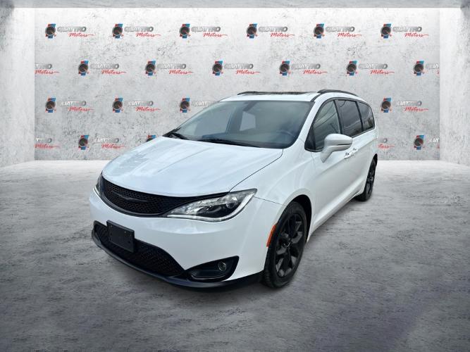 used 2018 chrysler pacifica limited