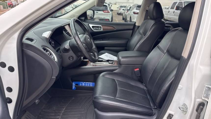 2019 nissan pathfinder platinum