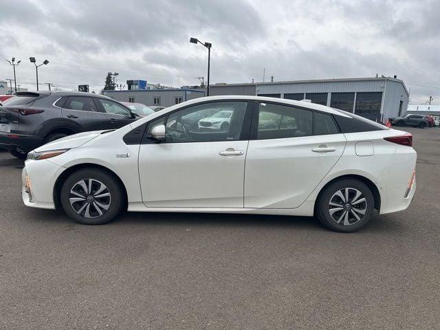 2017 toyota prius prime advanced in gladstone, oregon