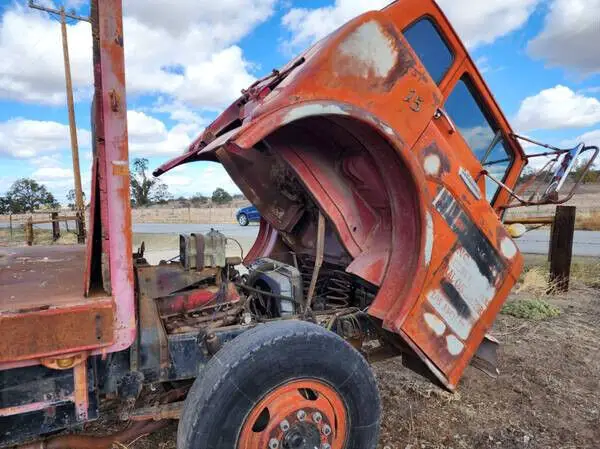 1964 ford c700 coe cab forward over engine truck with 18 foot tilt steel bed