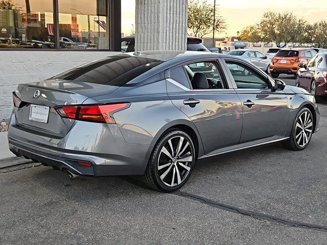2020 nissan altima sr fwd