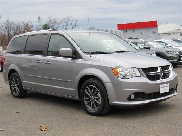 2017 dodge grand caravan sxt sxt 4dr mini-van for sale in manchester, connecticut