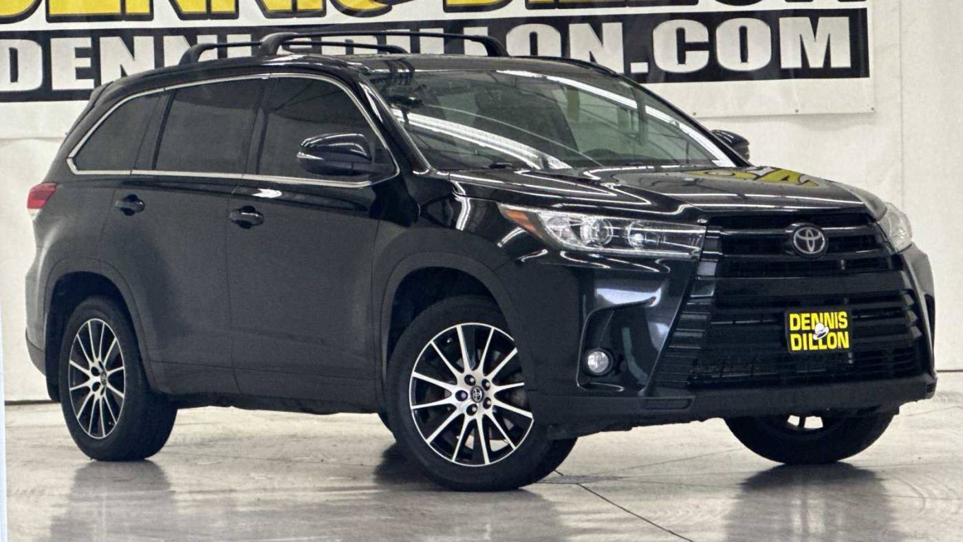 2018 toyota highlander se