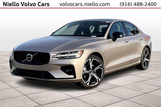 2024 volvo s60 b5 plus dark theme