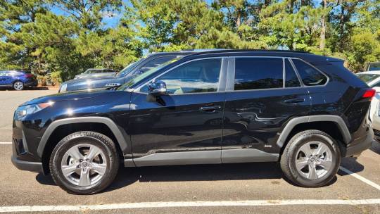 2022 Toyota RAV4 le package