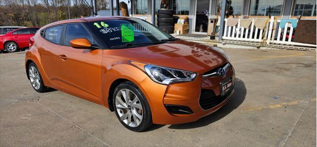 2016 hyundai veloster base