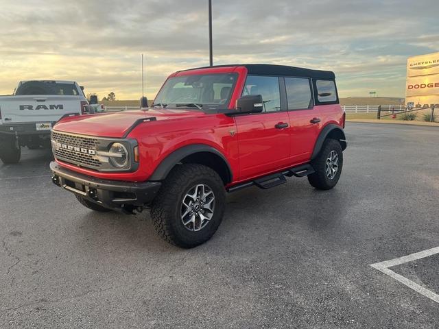 2023 ford bronco base