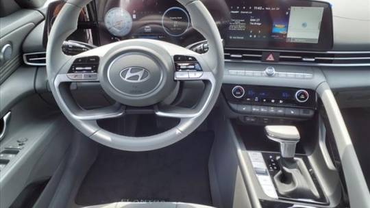 2024 Hyundai Elantra