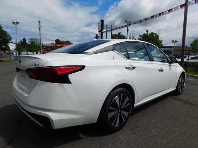 2022 nissan altima 2.5 sv