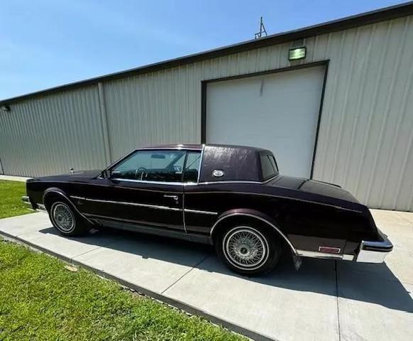 1985 buick riviera base 2d coupe