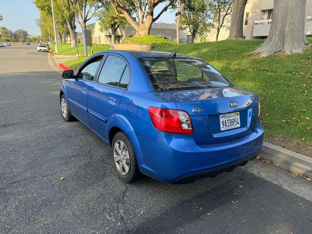 2010 kia rio lx