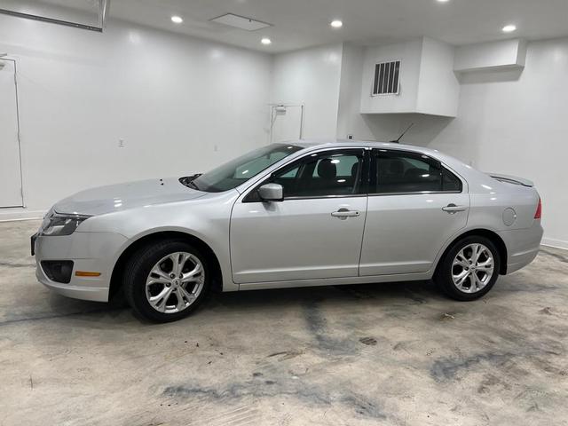 2012 ford fusion se