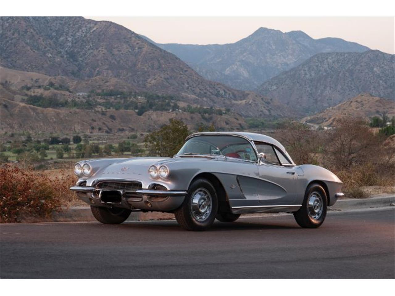 1962 chevrolet corvette