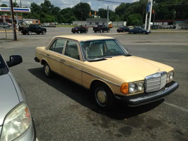 1980 mercedes-benz 240d base sedan 4-door 2.4l