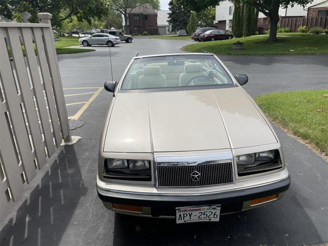1990 chrysler lebaron in kenosha, wisconsin