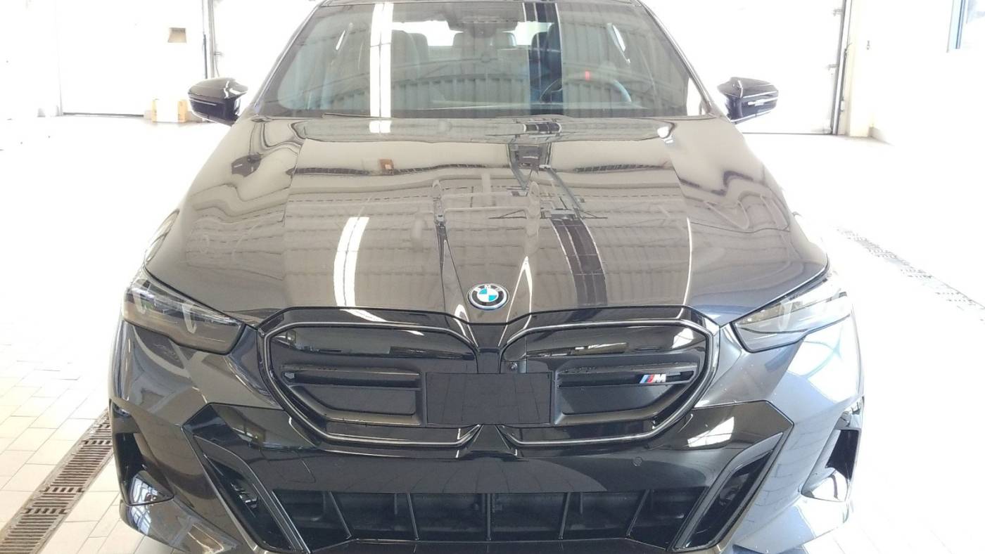 2024 bmw i5 m60