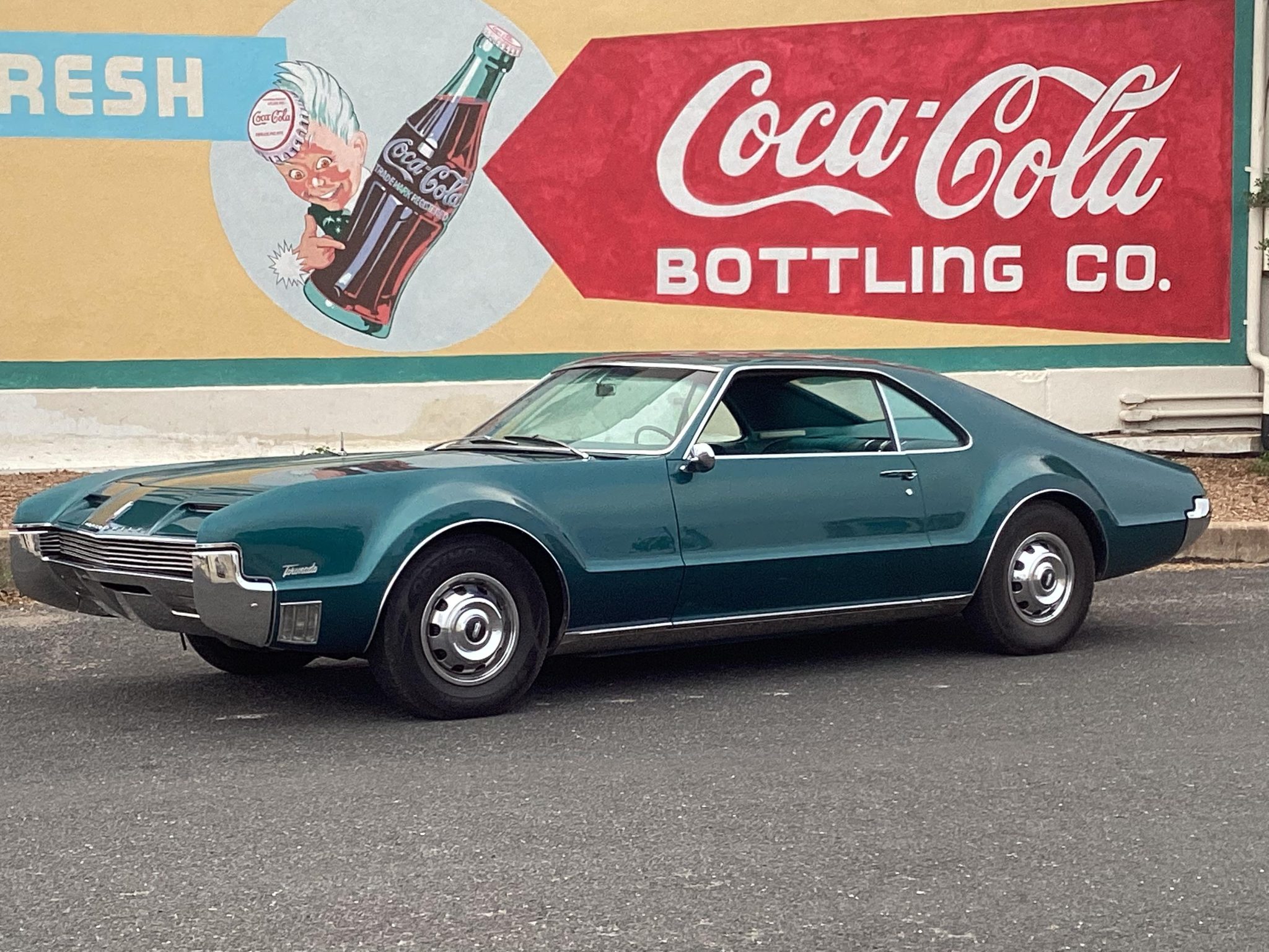 1966 oldsmobile toronado deluxe