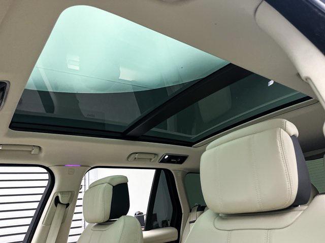 2020 land rover range rover p525 hse swb