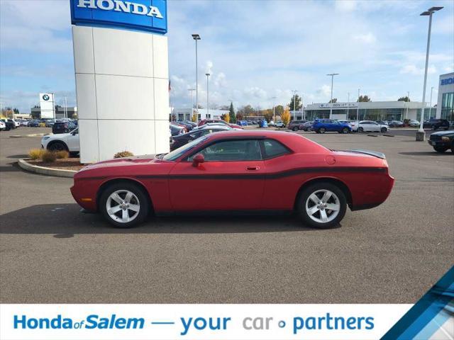 2010 dodge challenger se