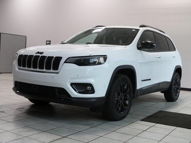 2023 jeep cherokee altitude lux