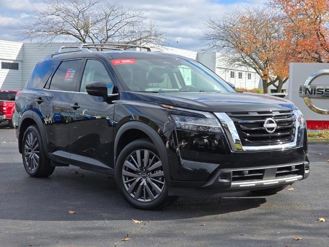 2023 nissan pathfinder sl
