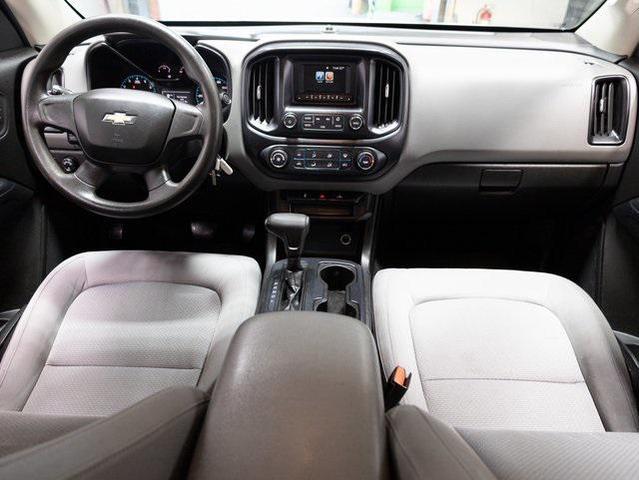 2017 chevrolet colorado wt