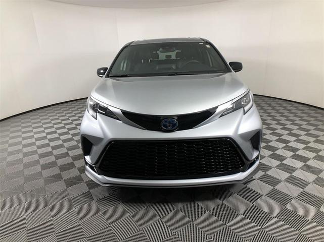 2023 toyota sienna xse