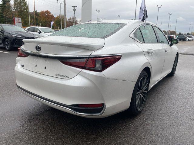 2024 lexus es 300h 300h