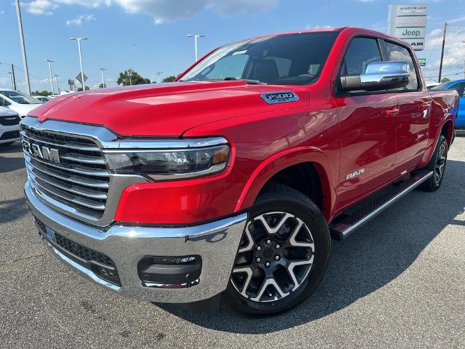 new 2025 ram 1500 laramie 4x4 crew cab