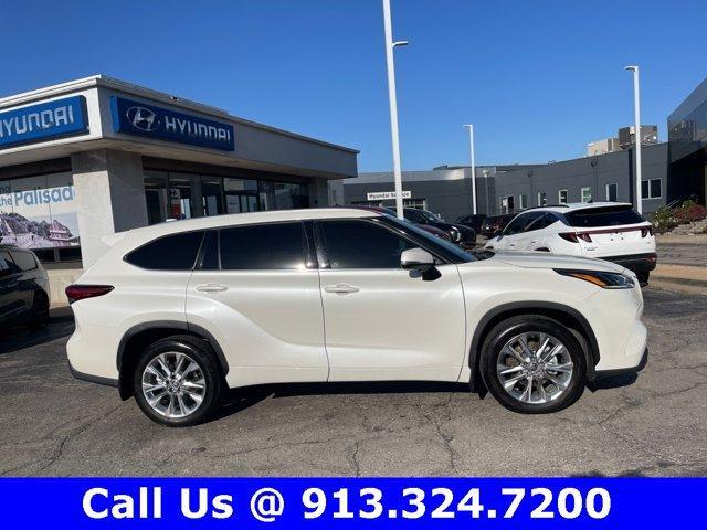 2021 toyota highlander limited