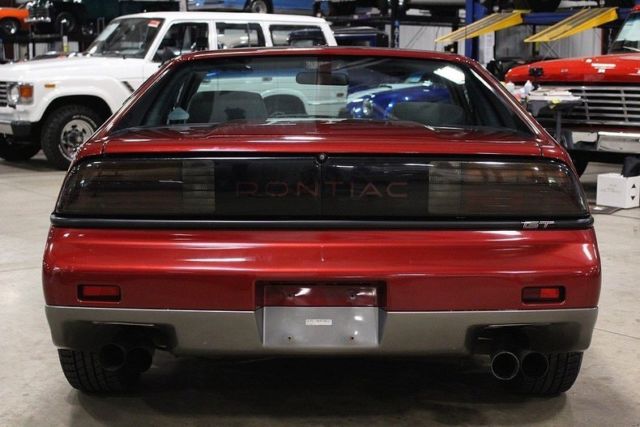 1987 pontiac fiero 133735 miles fiero red coupe 2.8i v6 automatic