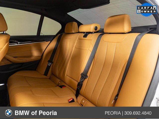 2022 bmw 530e base