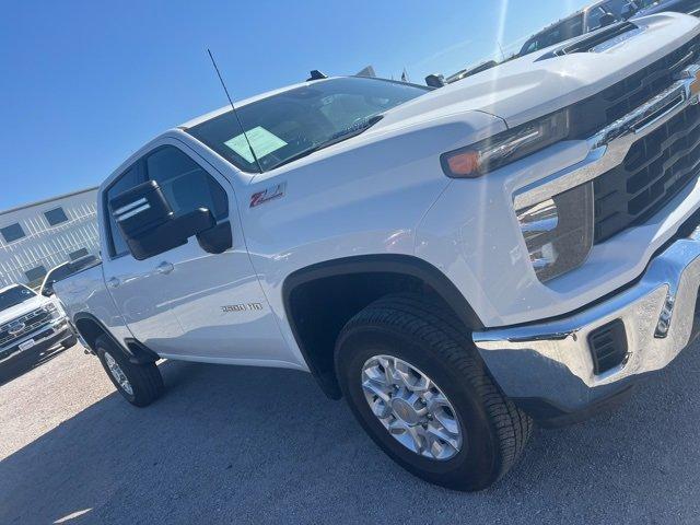 2024 chevrolet silverado 2500 lt