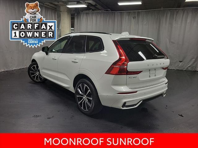 2024 volvo xc60 b5 plus dark theme