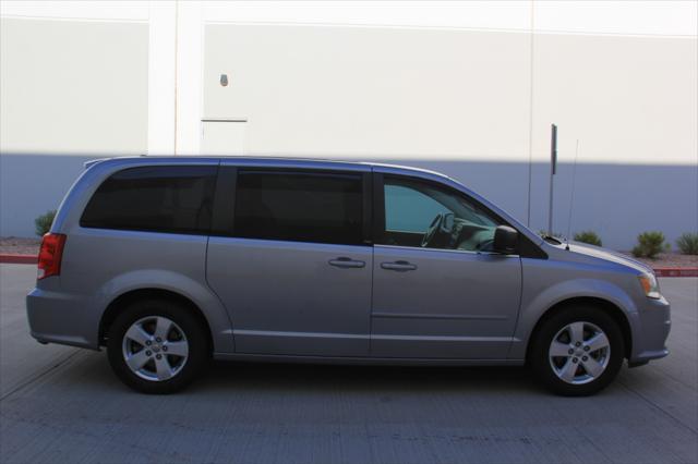 2013 dodge grand caravan se