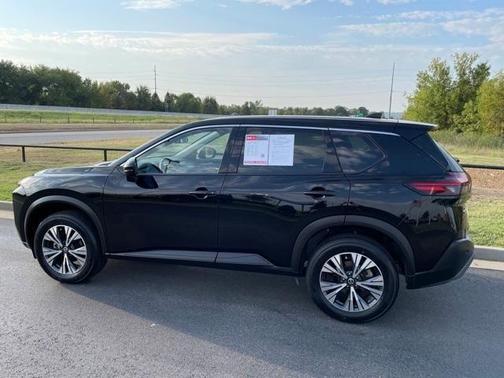 2021 nissan rogue in minneapolis, minnesota