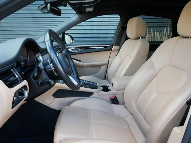 2021 porsche macan base