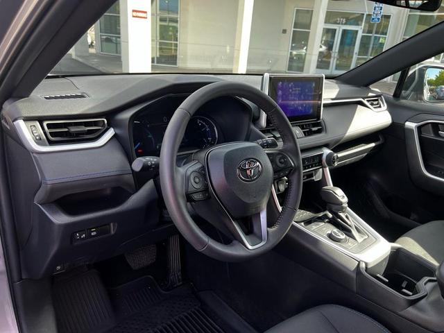 2023 toyota rav4 hybrid se