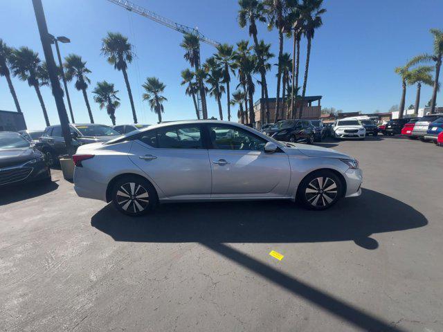 2022 nissan altima 2.5 sv