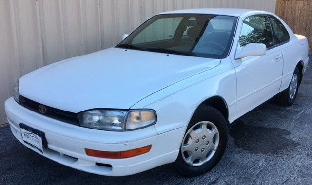 1994 toyota camry 2dr coupe le classic !!
