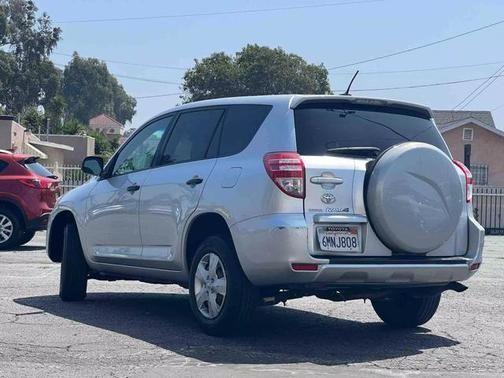 2010 toyota rav4